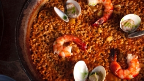 飲食文化，繽紛西班牙菜， 民風(fēng)熱情奔放喜歡共享美食