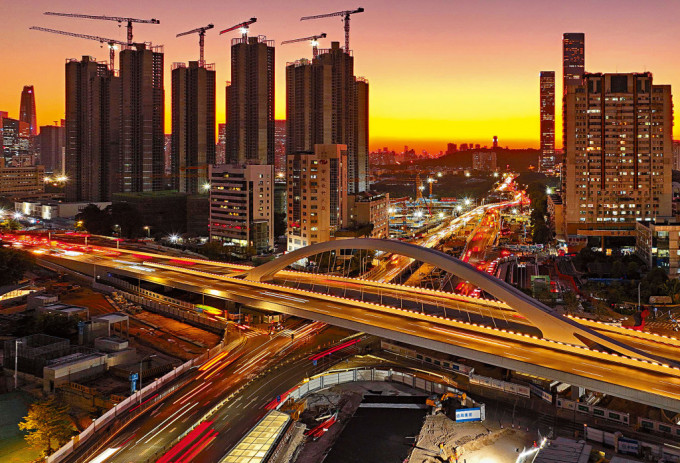 內(nèi)地樓市近年不振，政府出招救市。