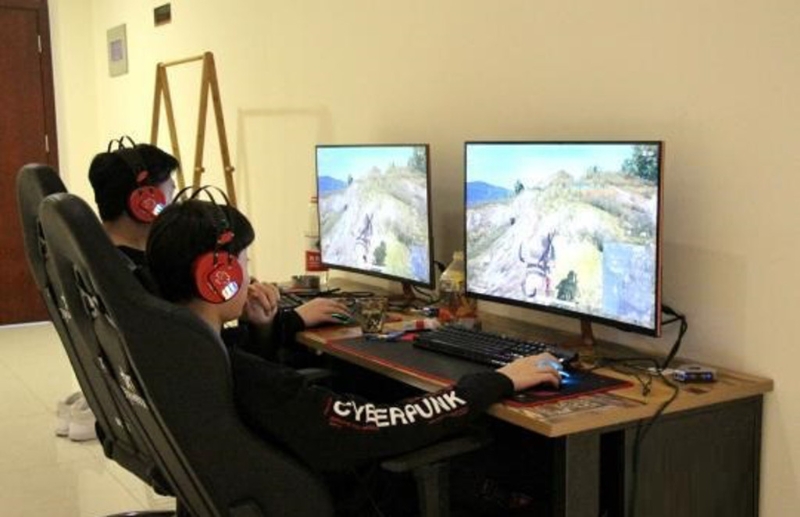 青少年很容易入住電競(jìng)酒店。