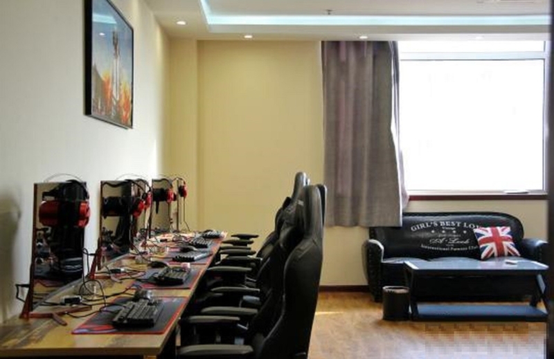 電競(jìng)酒店租金便宜。