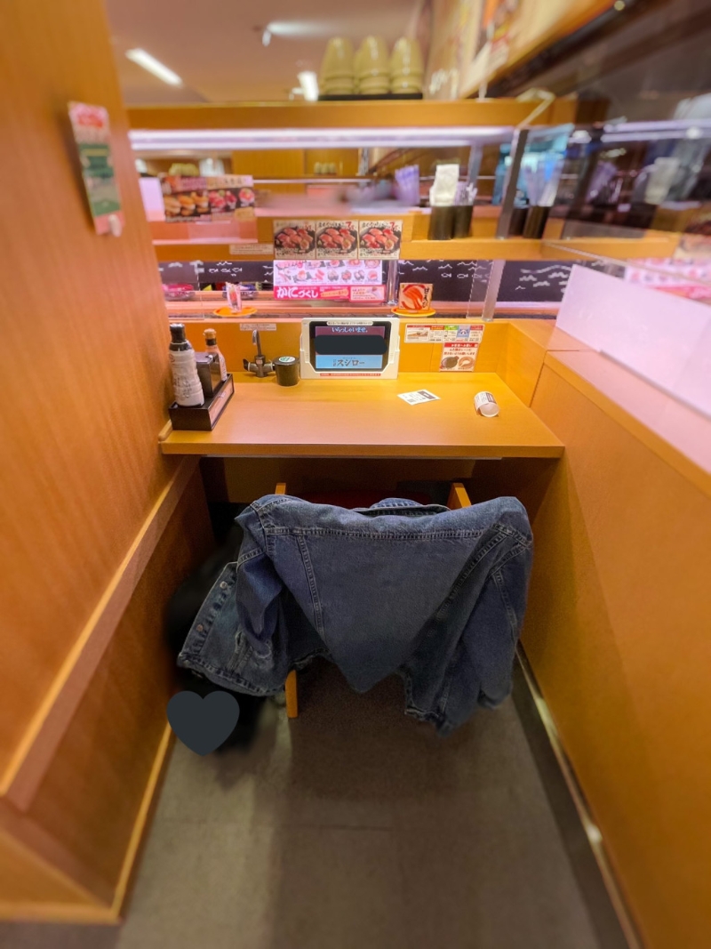 壽司郎單人位本來在日本成為熱門話題。（圖片來源：Twitter）