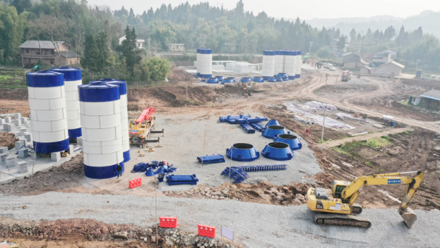 C64B6A47-BF4F-4A5C-9820-91DD7D877D29