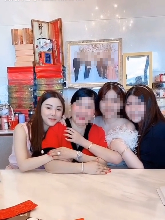 VideoScreenshot----0’05”_2 VideoScreenshot----0’05”_2