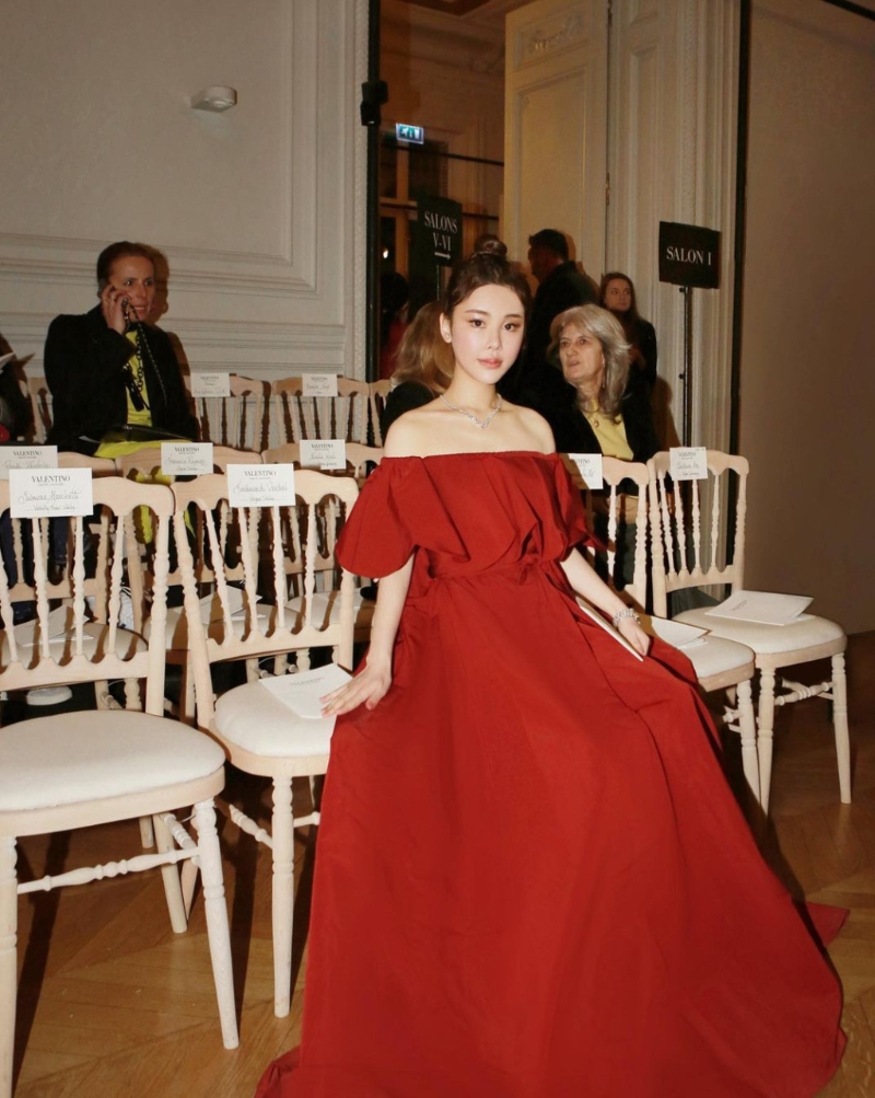 蔡天鳳本月21日下午前往大埔科進路一學校接與前夫所生的女兒，及后去向不明，有人報警求助指蔡天鳳不知所蹤。