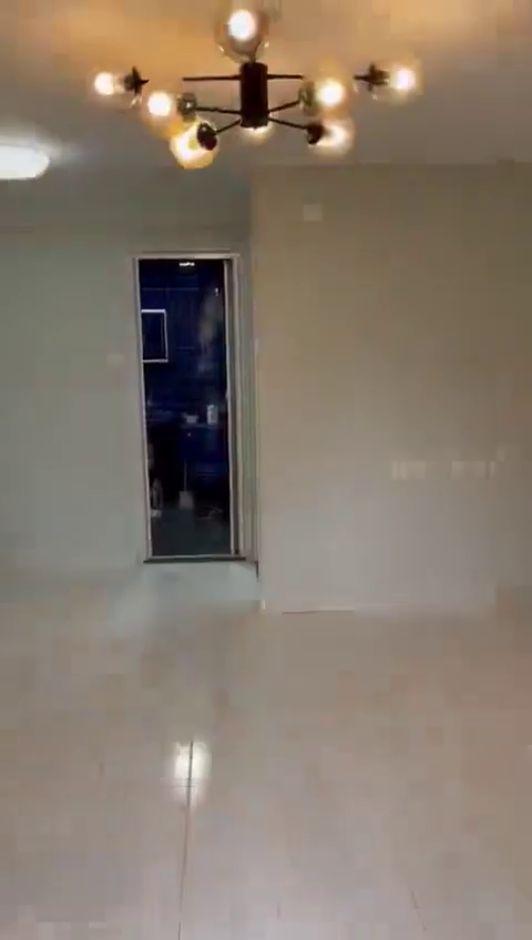 單位客廳。 香港江湖日報FB群組