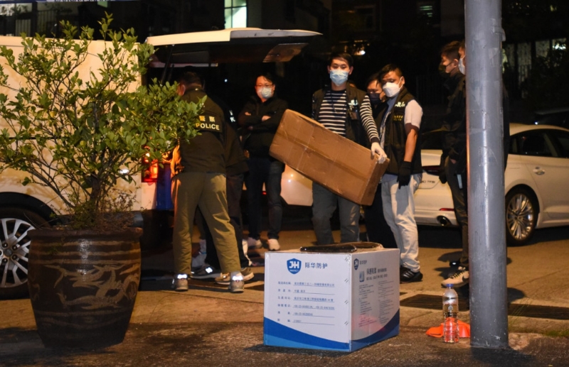 警方當(dāng)日于現(xiàn)場(chǎng)檢走大批證物。 資料圖片