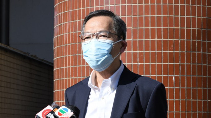 港大醫(yī)學(xué)院院長劉澤星教授深表欣喜，並感謝學(xué)院仝寅所作的貢獻(xiàn)。資料圖片