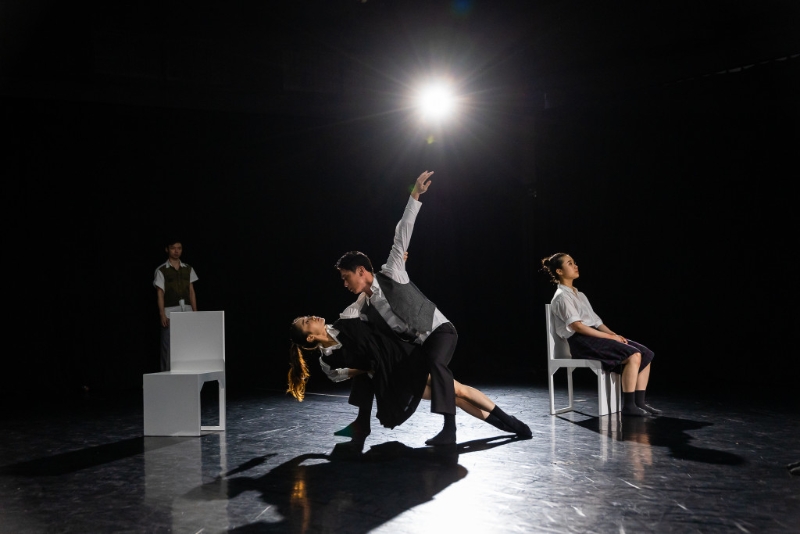 《兩生花》演出一幕。