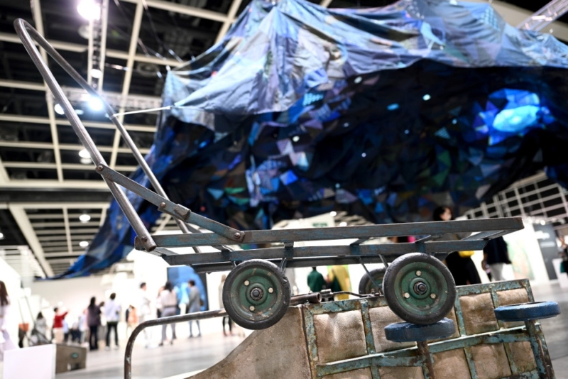 《Art Basel香港2023》林嵐場域特定作品《推車派對》（EN2）