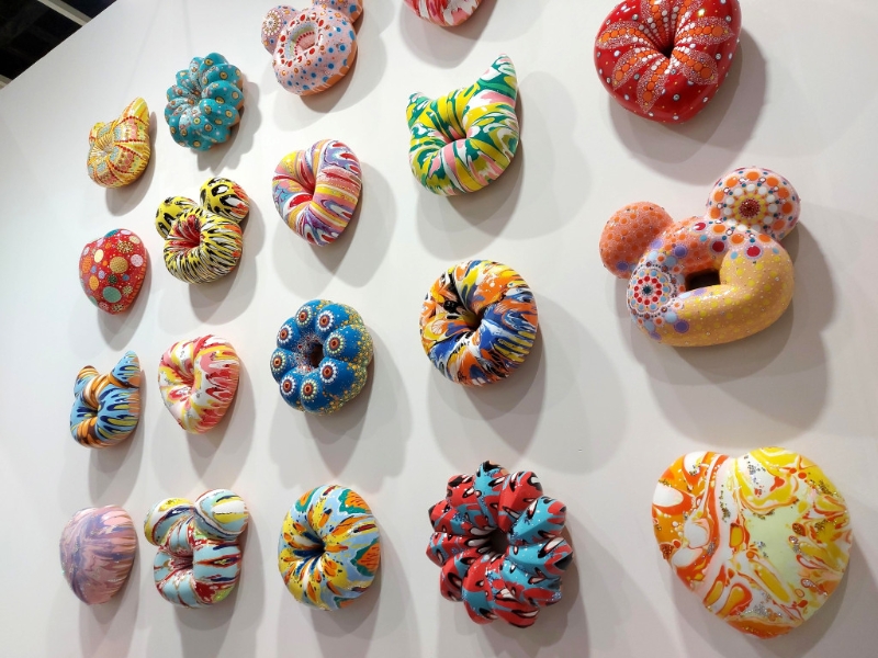 來自首爾的藝?yán)日蛊分弧禗ount Painting Series》。