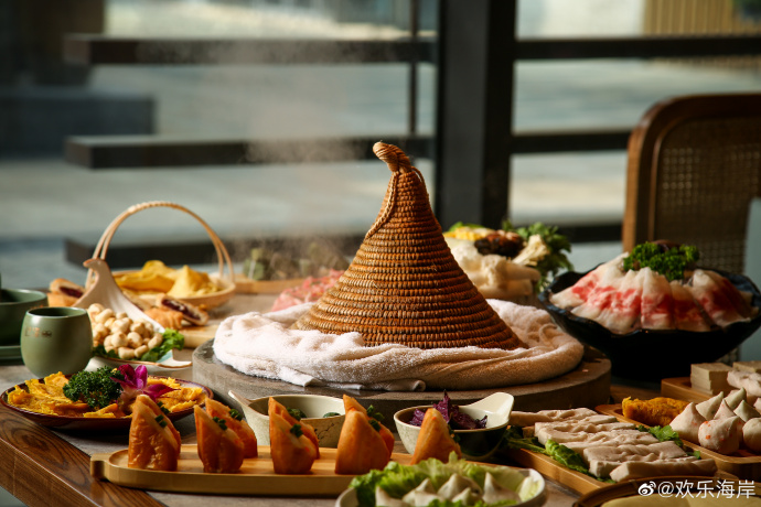 雲(yún)南特色草帽蓋。