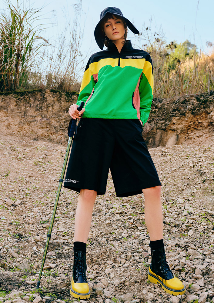 設(shè)計(jì)巧妙結(jié)合Pop Art及流行文化元素。