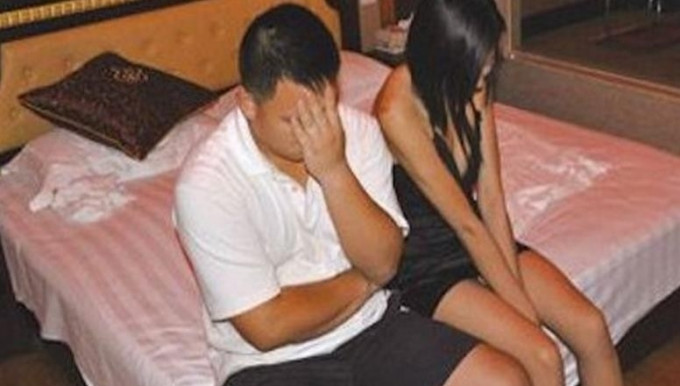 四川4女明知患有艾滋病依然不顧風(fēng)險(xiǎn)賣(mài)淫