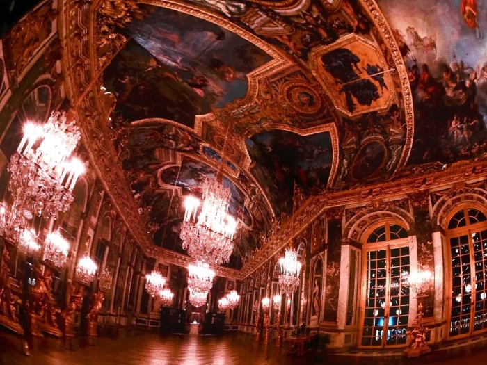 法國五月藝術(shù)節(jié)