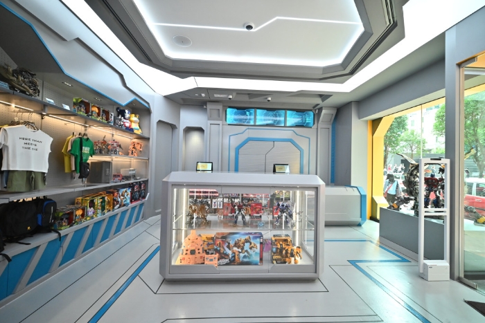 餐廳設(shè)有商品專賣店。