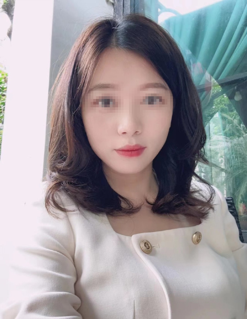 網(wǎng)傳涉事女經(jīng)理照片