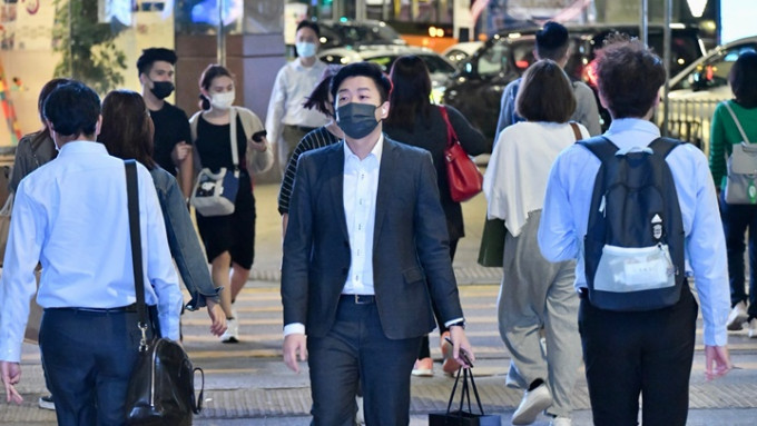 香港3月職位空缺量逾7萬(wàn)個(gè)，較去年同期增加45%