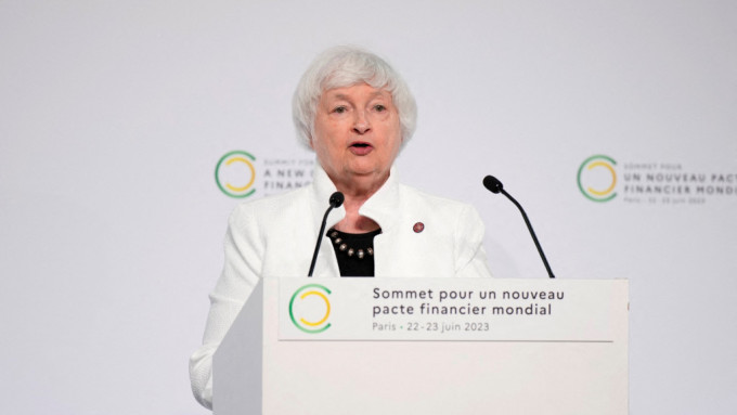 耶倫承認(rèn)美中之間存在分歧。