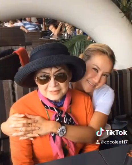 母女關(guān)系好好。