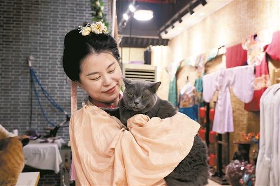 玄喵店內(nèi)還有寵物。