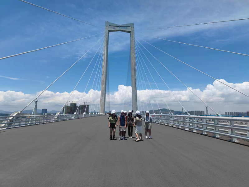 建設(shè)中的深中通道。