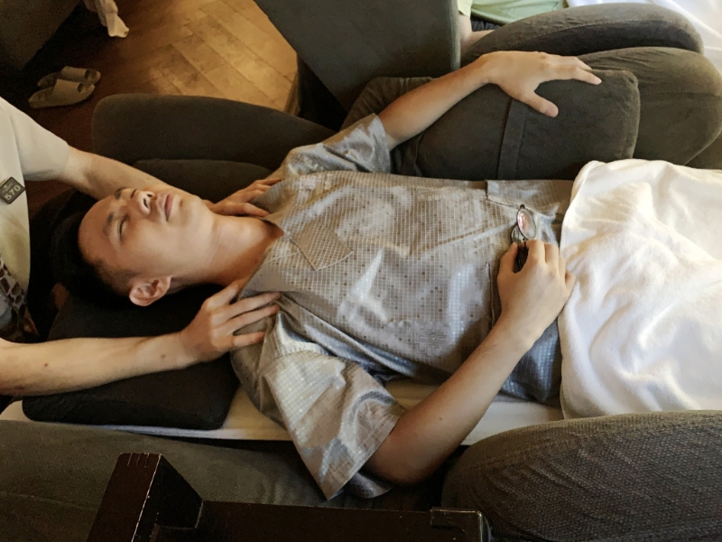 深圳按摩“潛規(guī)則”，內(nèi)地網(wǎng)友給香港人3點(diǎn)忠告