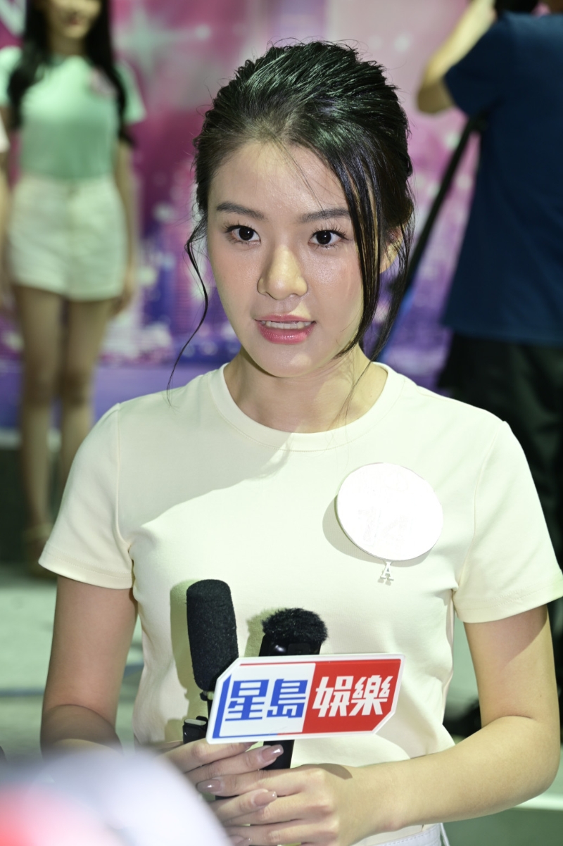 （14）陳怡名否認發(fā)火稱轉(zhuǎn)換繁體字惹誤解。