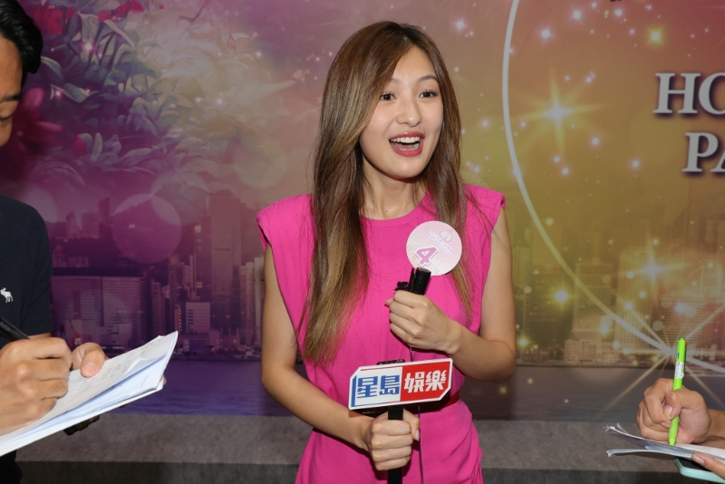 王怡然也笑言聽到自己退選的消息也很驚訝，并再次強調(diào)沒有退選打算