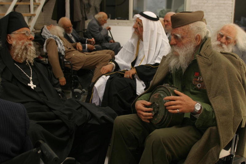 「M+?？瞬仄罚簞e傳」主題區(qū)域1.” 消亡“：Old People's Home