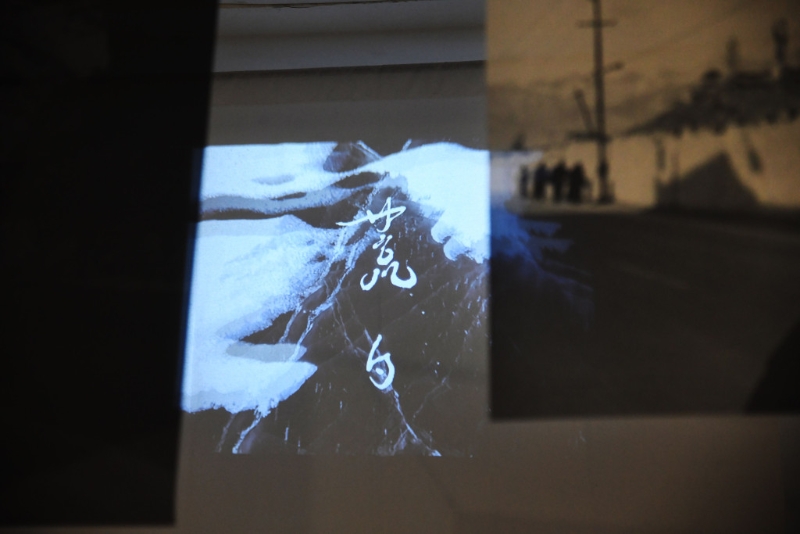 《荒白》藝展的展期將至8月27日，大家要把握機(jī)會(huì)參觀了。