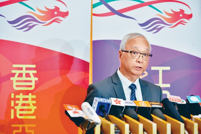 謝展寰表示，政府暫時未為撒銷進(jìn)口禁令定時間表。