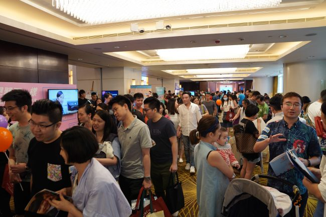 家長可即場與機(jī)構(gòu)代表了解個(gè)別課程、服務(wù)，及機(jī)構(gòu)教育理念。