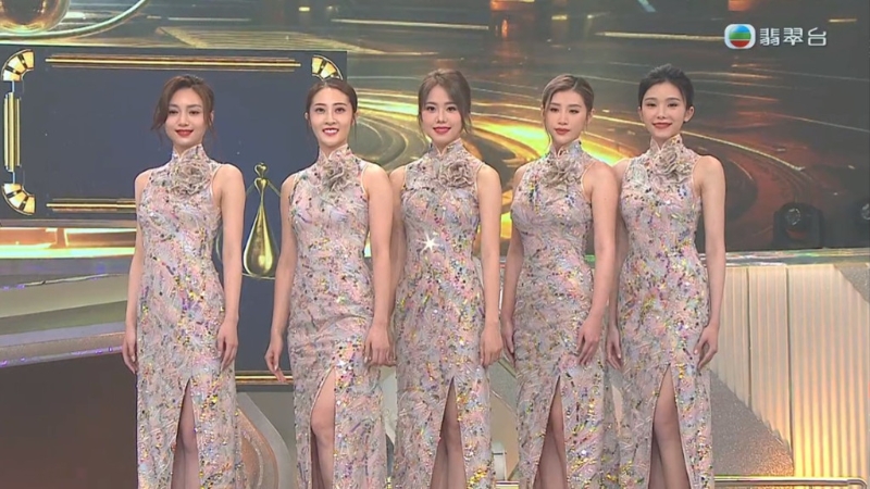 （左起）10號(hào)陳霈錤、13號(hào)陳曉彤、15號(hào)莊子璇、16號(hào)郭珮文、17號(hào)王敏慈