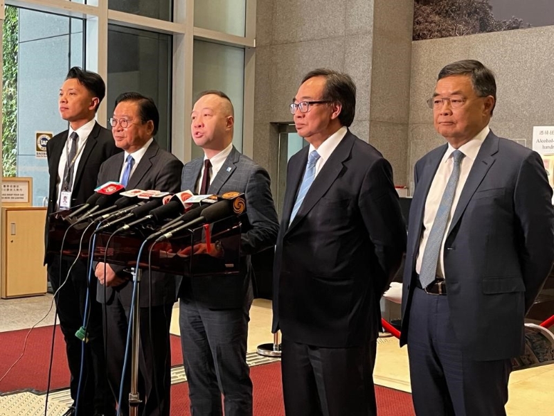 陸瀚民指夜市經(jīng)濟(jì)營(yíng)運(yùn)策略可以晚行朝拆方式。黃子龍攝