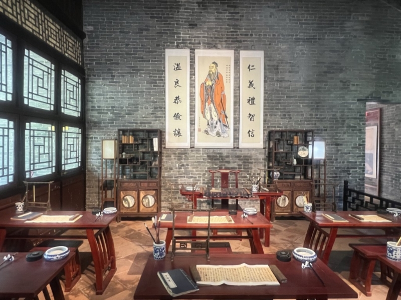 清暉園學堂充滿墨香。