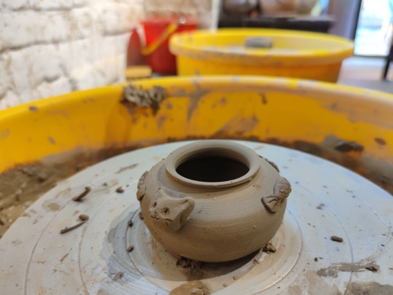 有體驗拉胚和捏陶土的小店。圖：Trip@billy_guan