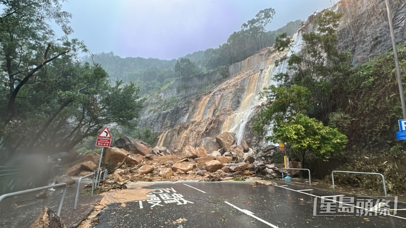 耀興道巨石滾下阻路全線封。