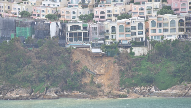 72號屋被屋宇署指出有明顯危險，已疏散有關(guān)占用人