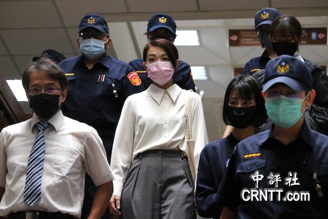 高虹安近期陷入許多爭(zhēng)議，展現(xiàn)出柯文哲缺人才扛起民眾黨招牌的硬傷。