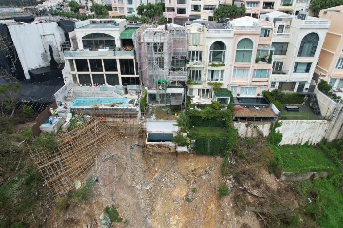 地政總署同時確認70、72及74號屋均非法霸占官地，將會展開展開土地管制行動。