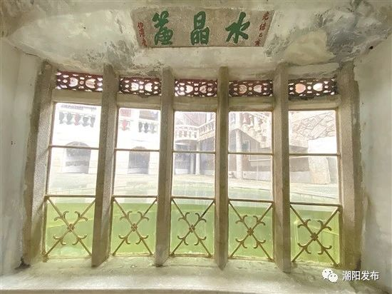 西園內(nèi)“水晶宮”