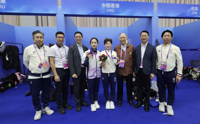 港隊今早增添三面獎牌，楊潤雄恭賀