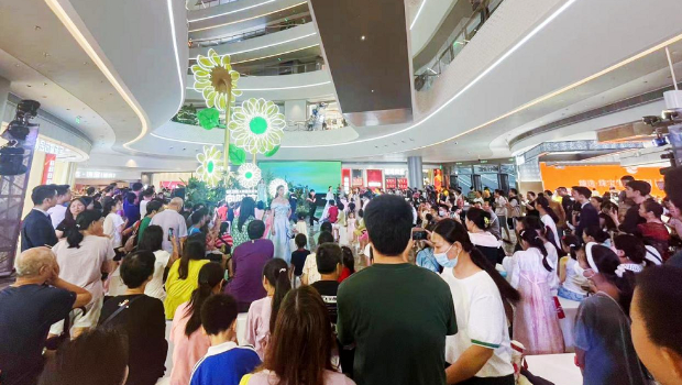 港人北上消費潮持續(xù)升溫，很多商圈“含港量”暴漲。