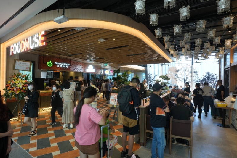 美食廣場FOODMUSE占地過萬呎，并引進(jìn)11個人氣本地及海外飲食品牌進(jìn)駐。 （星島圖片）