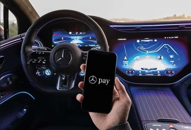 使用指紋支付前，車主需把信用卡連結(jié)至Mercedes me帳戶，同時啟動車內(nèi)的Mercedes Pay+功能。
