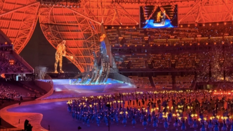 開幕式上的數(shù)碼火炬手于閉幕式上將再次現(xiàn)身。網(wǎng)圖