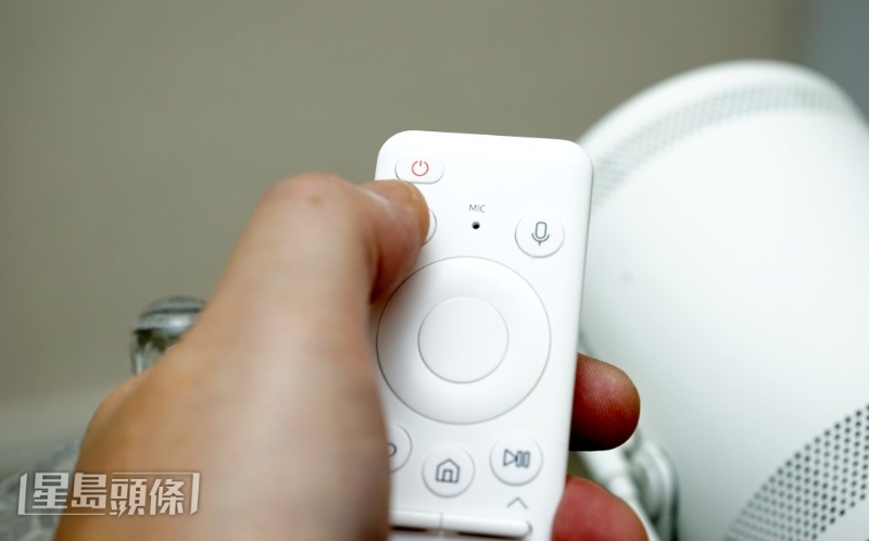 按下遙控或機面的開關掣