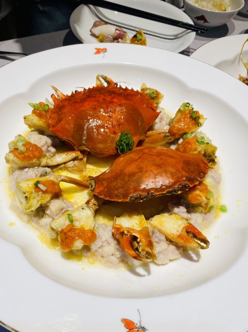 至正肉餅蒸膏蟹。