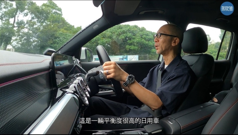 主編認(rèn)為平治EQB250是一輛平衡度很高的日用車。