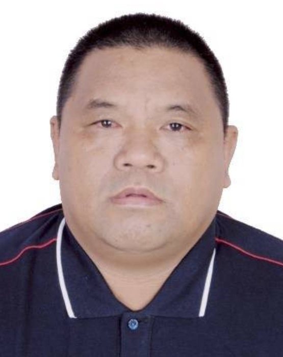 佤邦勐能縣長肖巖塊。